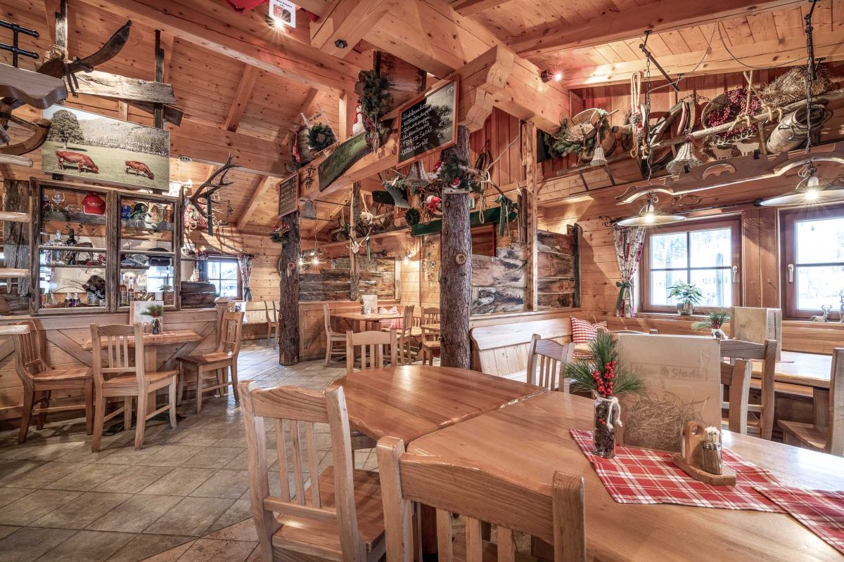 Restaurant on the slopes Obertauern